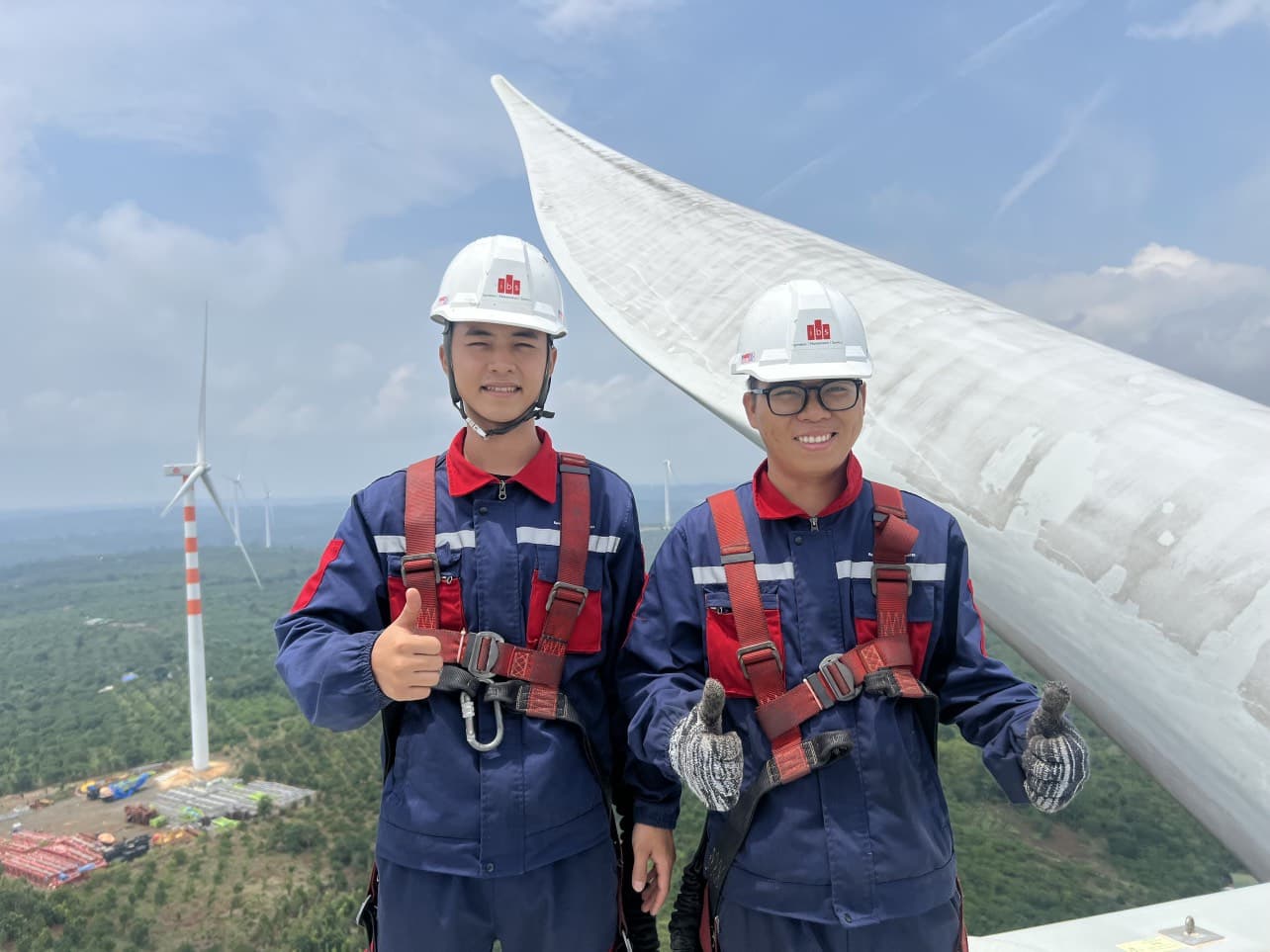 con người